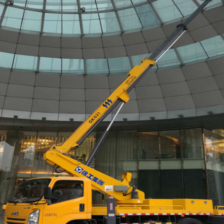 新华附近高空作业车租赁｜安全设备租赁｜高空安装|工程定制化方案｜亿立达设备租赁